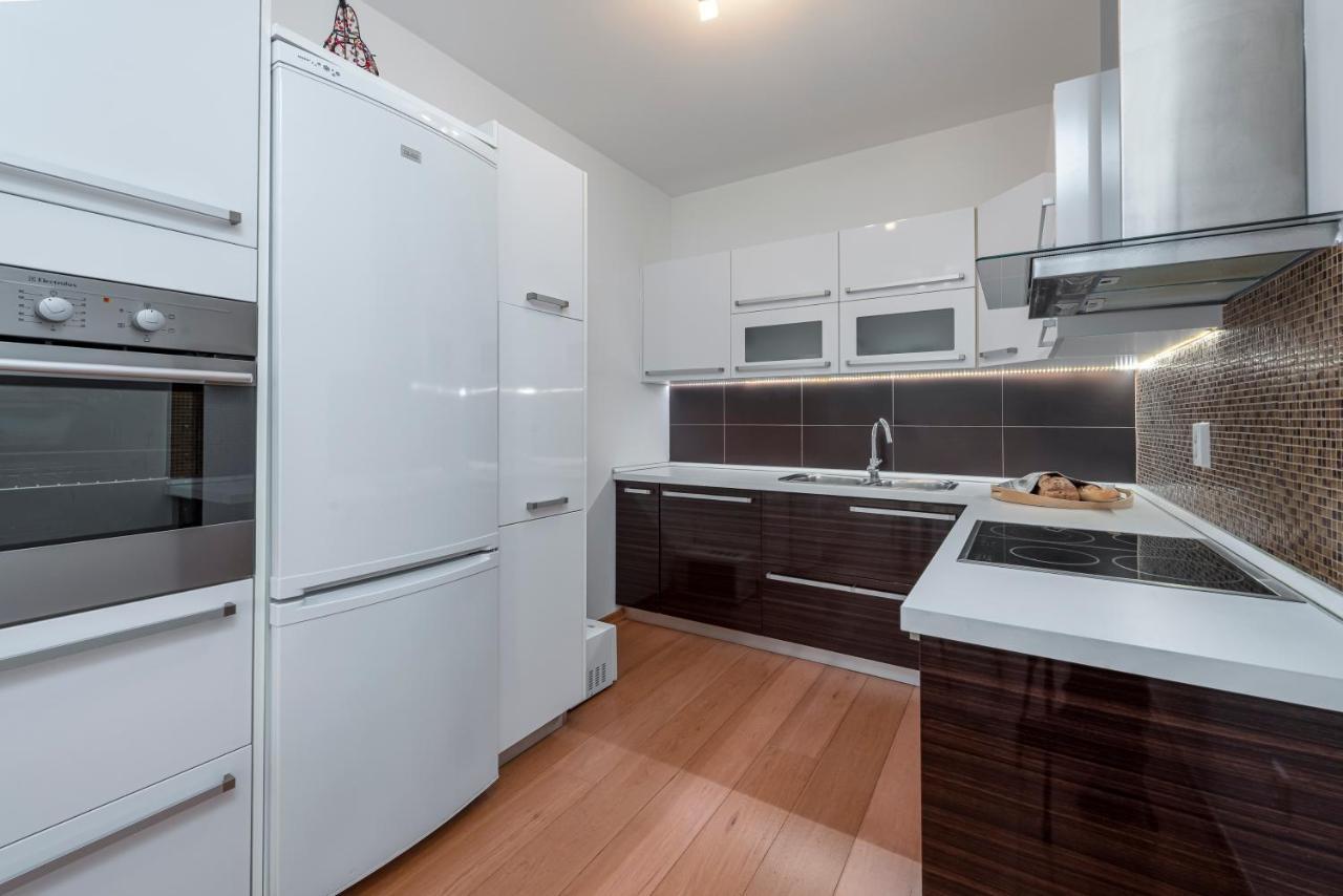Apartment Adrian Дубровник Екстериор снимка