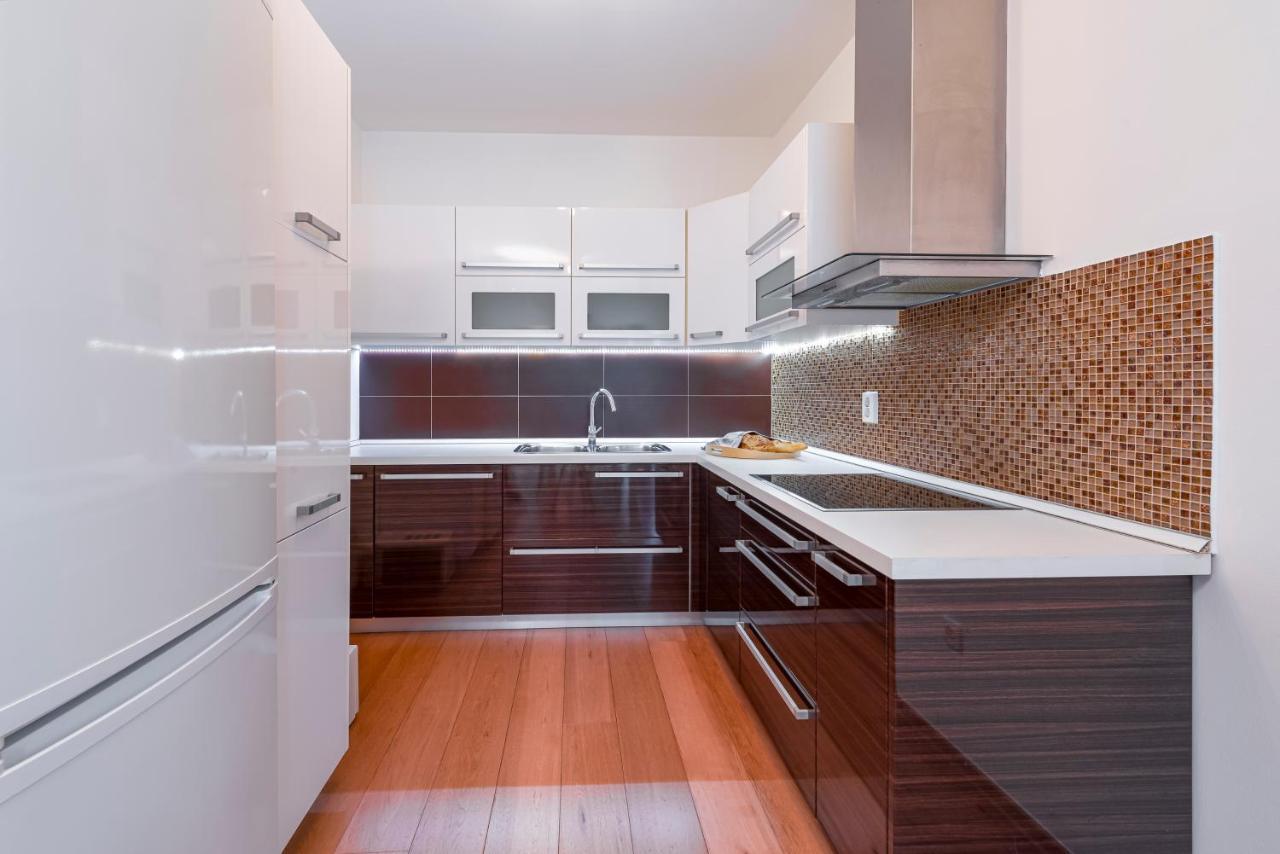 Apartment Adrian Дубровник Екстериор снимка