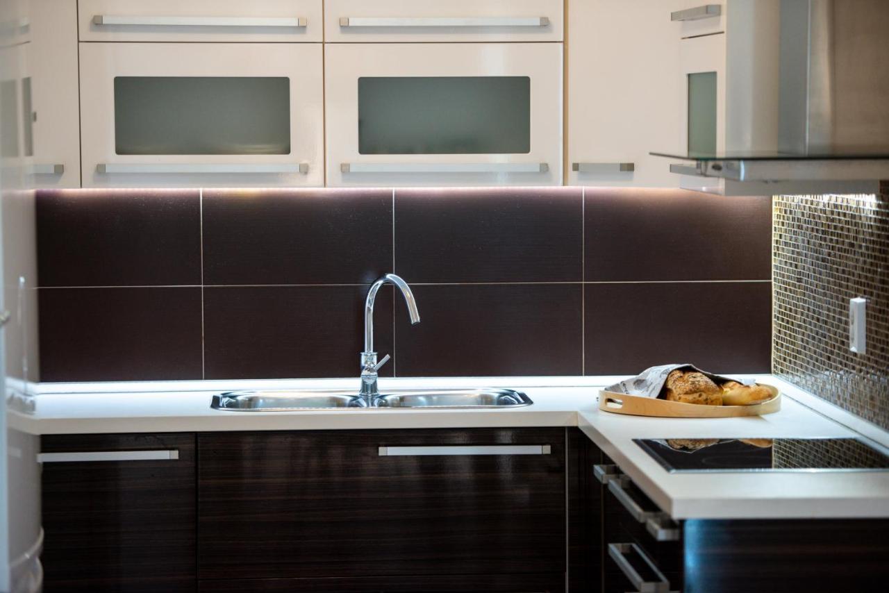 Apartment Adrian Дубровник Екстериор снимка